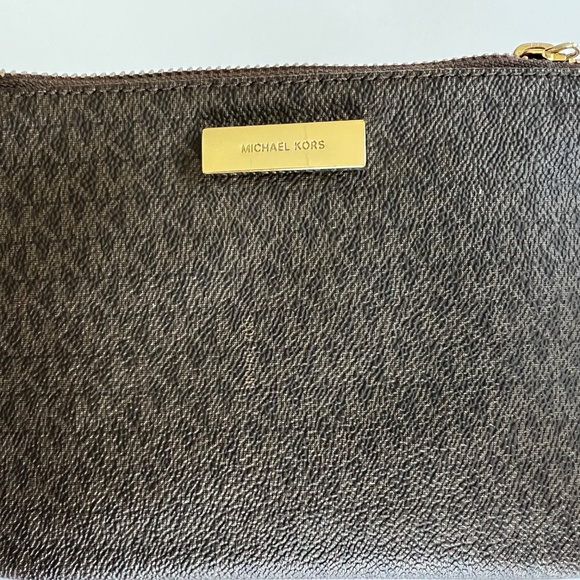 MICHAEL Michael Kors Logo Fanny Pack Size Small - Picture 2 of 5